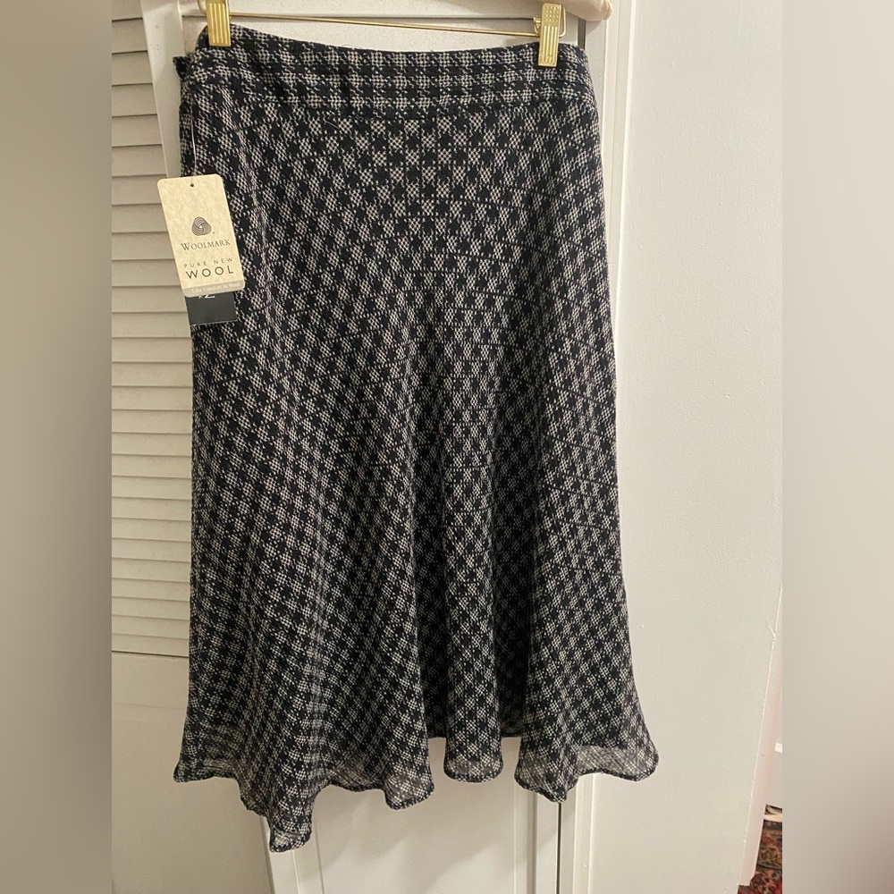 NWT Anne Klein Black and White 14 A-Line Skirt
